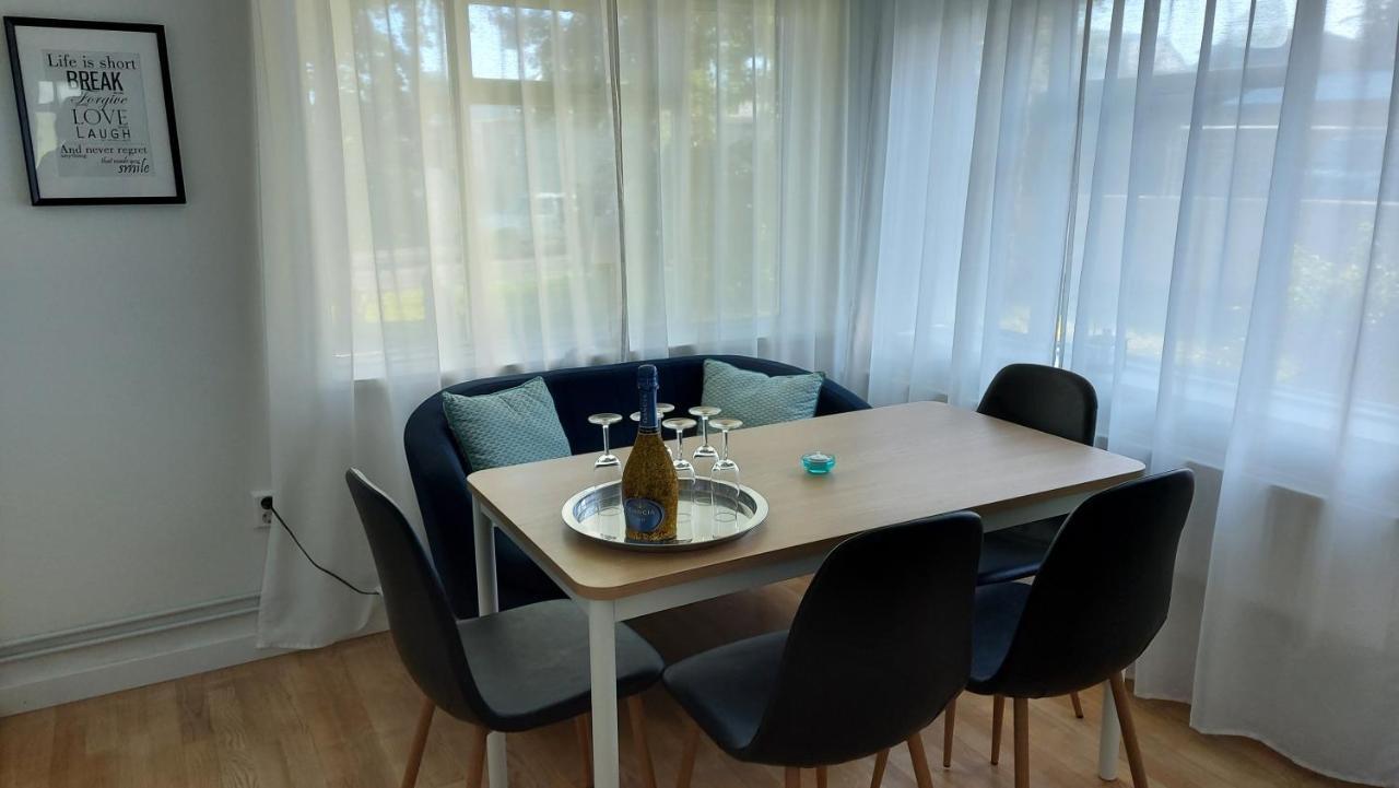 B&B Rooms Husavik 3 Екстериор снимка