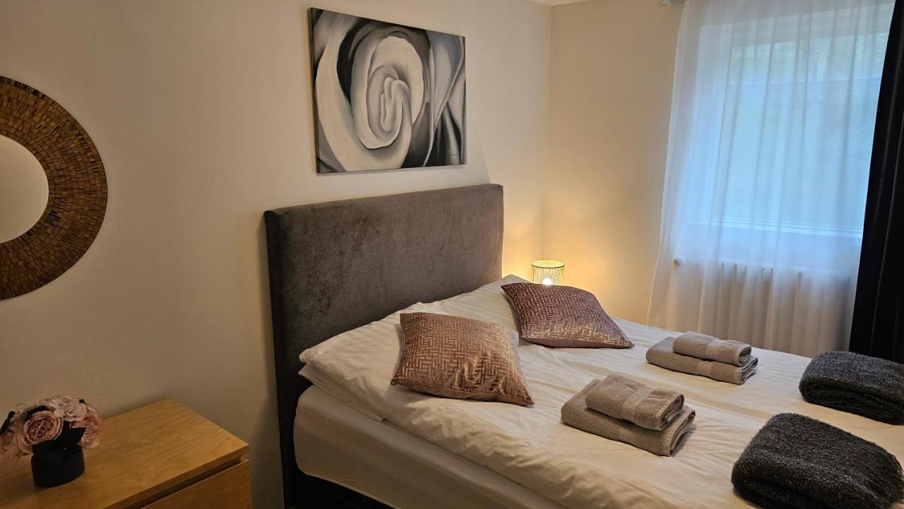 B&B Rooms Husavik 3 Екстериор снимка